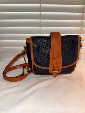 Vintage Dooney & Bourke Black Pebble Leather Crossbody with Chestnut Trim
